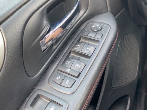 Used 2019 Dodge Grand Caravan GT FWD image 20