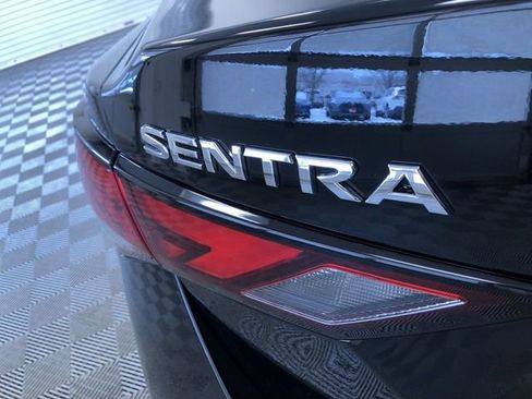 Used 2025 Nissan Sentra SV image 16