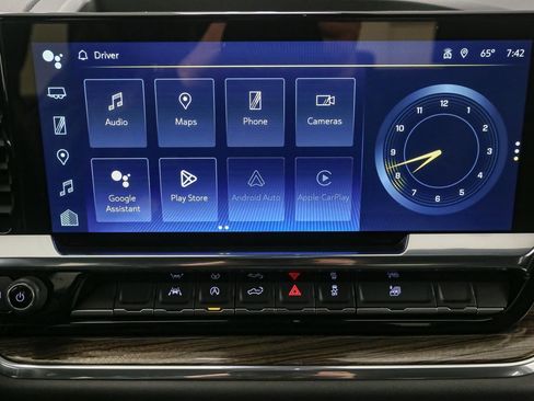 Used 2024 Chevrolet Silverado 1500 LT image 24