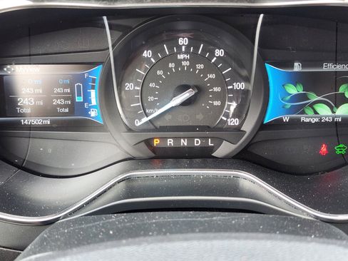 Used 2017 Ford Fusion Energi Titanium FWD image 13