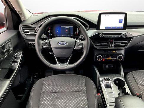Used 2024 Ford Escape Active w/ Cold Weather Package image 5