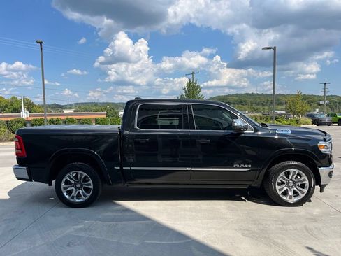 Used 2024 RAM 1500 Limited AWD/4WD image 21