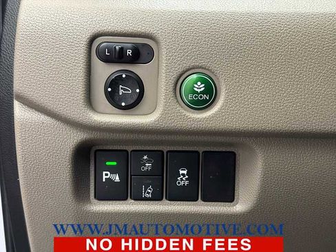 Used 2022 Honda Pilot Touring image 36