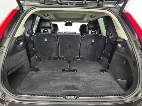 Certified 2023 Volvo XC90 B5 Plus w/ Protection Package Premier AWD/4WD image 40