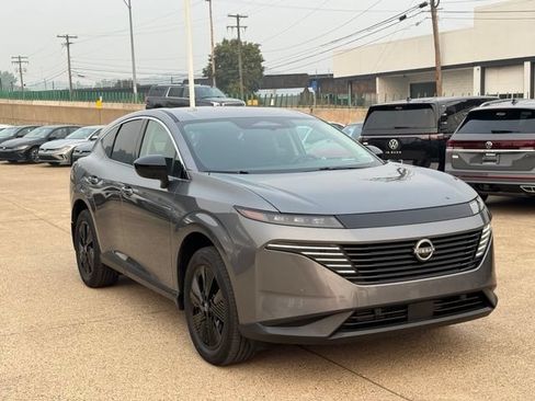 Used 2025 Nissan Murano SV w/ Cargo Package AWD/4WD image 8
