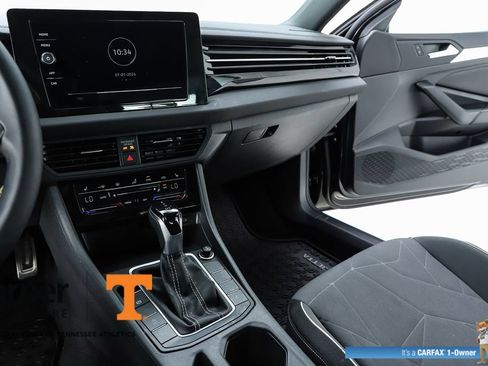 Used 2025 Volkswagen Jetta Sport FWD image 59
