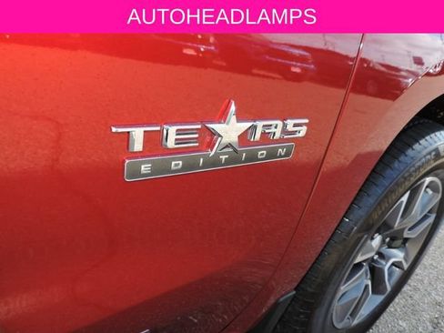 Used 2021 Chevrolet Silverado 1500 LT w/ Bed Protection Package RWD image 12