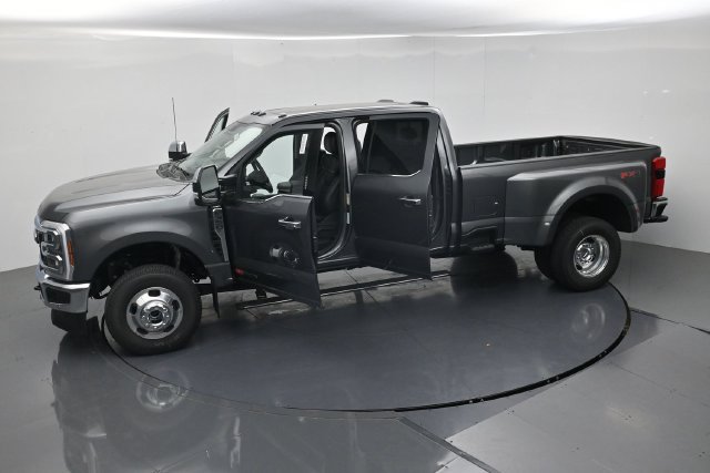 New 2026 Ford F350 Lariat w/ Lariat Ultimate Package AWD/4WD image 53