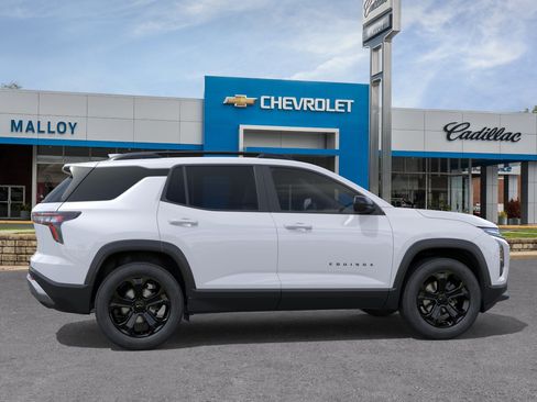 New 2026 Chevrolet Equinox LT w/ Midnight Edition AWD/4WD image 29