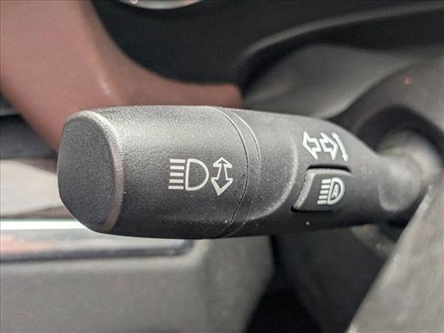 Used 2018 Buick Enclave Avenir w/ LPO, Cargo Package image 4