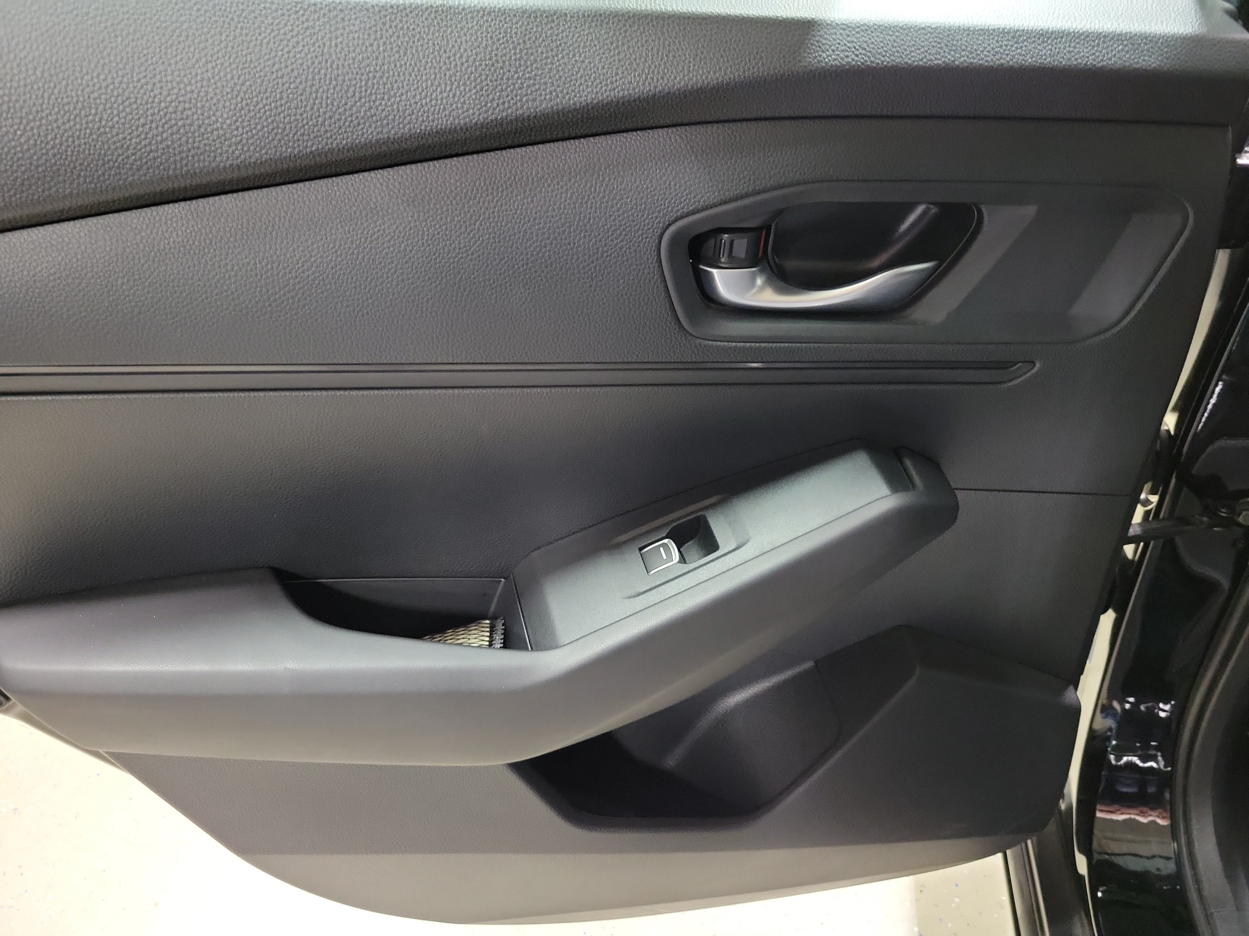Certified 2025 Honda Accord LX image 17