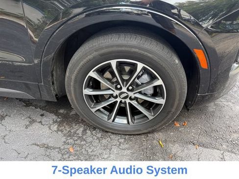 Used 2025 Cadillac XT4 Sport FWD image 5