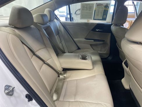 Used 2016 Honda Accord EX-L image 36
