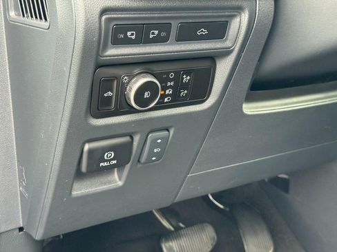 Used 2023 Ford F150 Raptor image 17