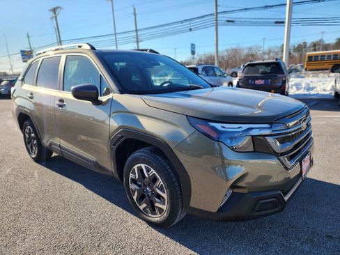 Used 2025 Subaru Forester Premium image 25