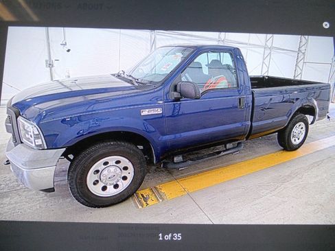 Used 2005 Ford F250 XLT RWD image 1