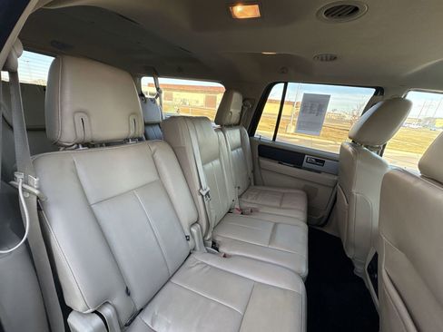 Used 2015 Ford Expedition EL XLT w/ Equipment Group 202A image 25