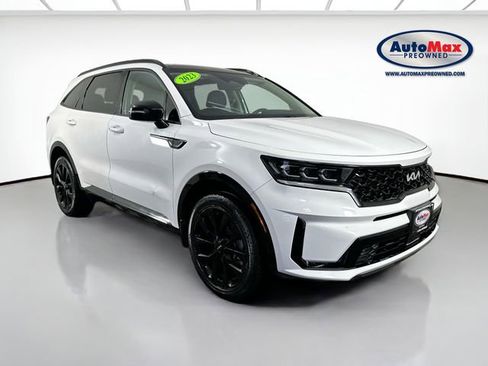 Used 2023 Kia Sorento SX image 1