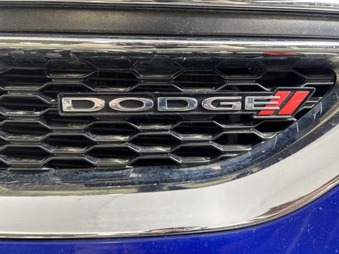 Used 2018 Dodge Grand Caravan SE w/ UConnect Hands-Free Group FWD image 8