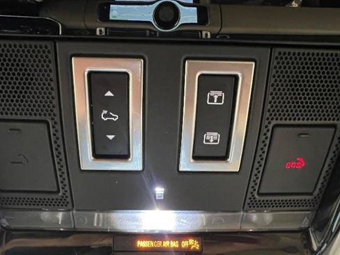 Used 2019 Land Rover Range Rover HSE AWD/4WD image 25