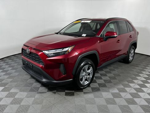 Certified 2025 Toyota RAV4 XLE AWD/4WD image 2