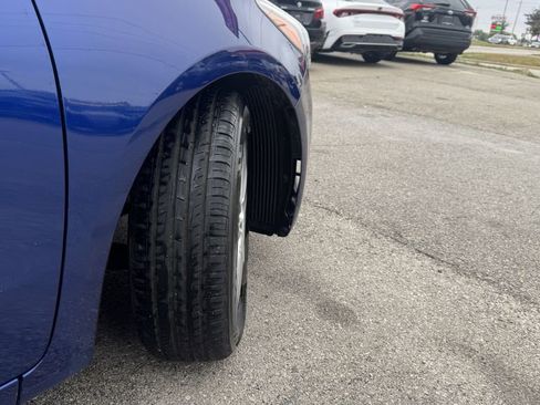 Used 2017 Kia Forte LX w/ LX Popular Package image 9