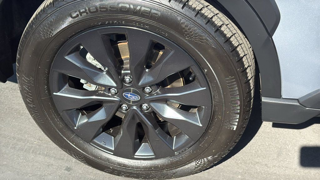Certified 2024 Subaru Outback Onyx Edition AWD/4WD image 11