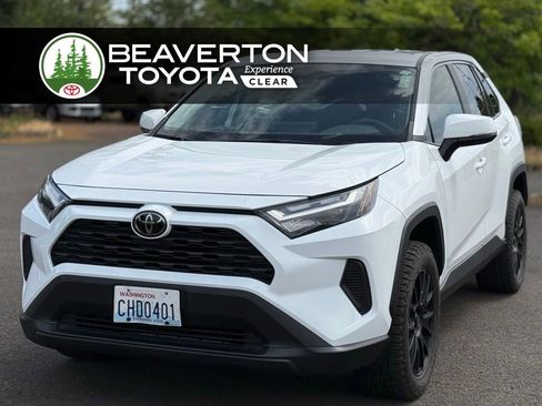 Used 2023 Toyota RAV4 LE AWD/4WD image 1