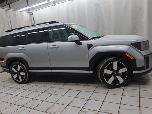 Certified 2025 Hyundai Santa Fe Limited image 1