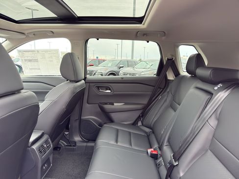 New 2026 Nissan Rogue SV image 33