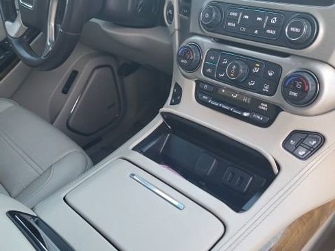 Used 2017 GMC Yukon XL Denali w/ Open Road Package image 9