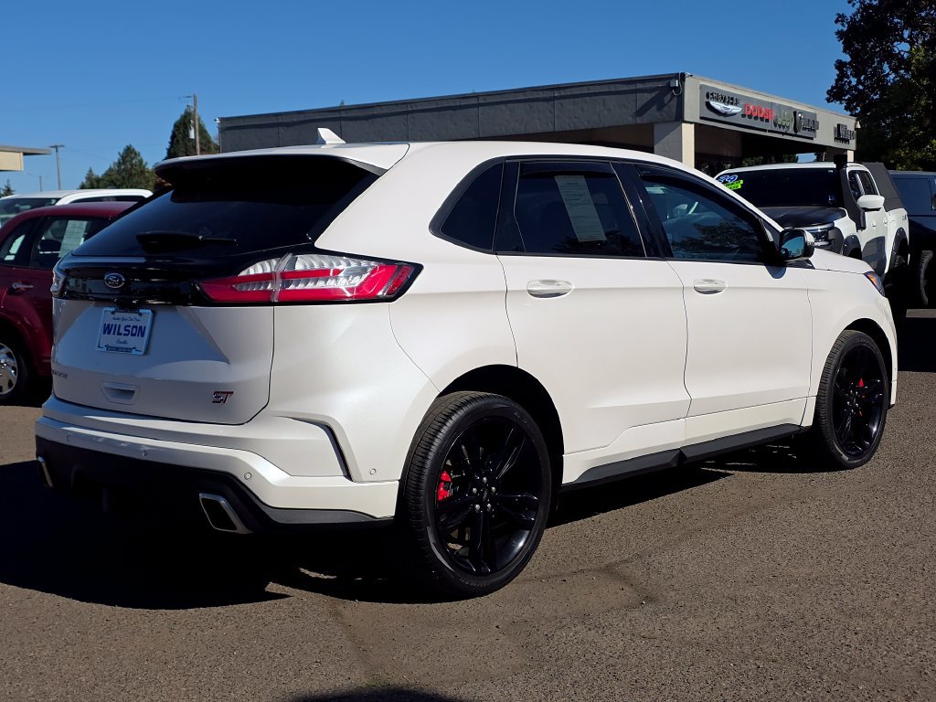 Used 2019 Ford Edge ST w/ Equipment Group 401A AWD/4WD image 30