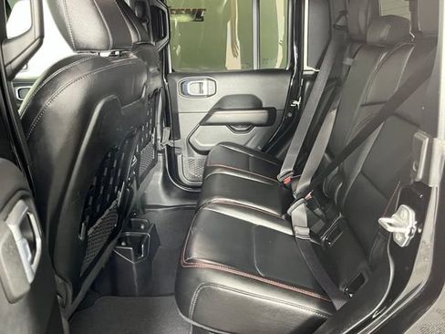 Used 2021 Jeep Gladiator Rubicon AWD/4WD image 26