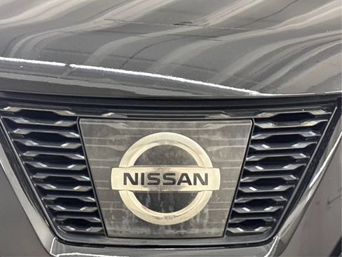 Used 2017 Nissan Rogue SL AWD/4WD image 33