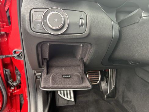 Certified 2022 Alfa Romeo Giulia Ti image 18