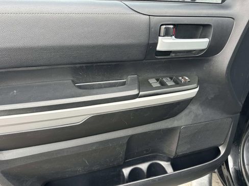 Used 2019 Toyota Tundra SR5 w/ SR5 Upgrade Package image 15