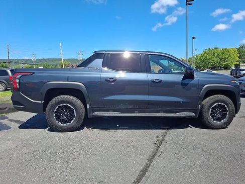 Certified 2026 Chevrolet Silverado EV Trail Boss w/ Premium Package AWD/4WD image 7