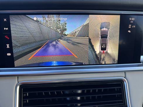 Certified 2023 Porsche Panamera 4 image 30