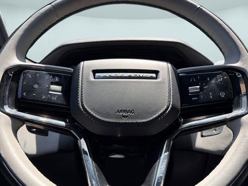 Certified 2026 Land Rover Range Rover Velar S AWD/4WD image 17