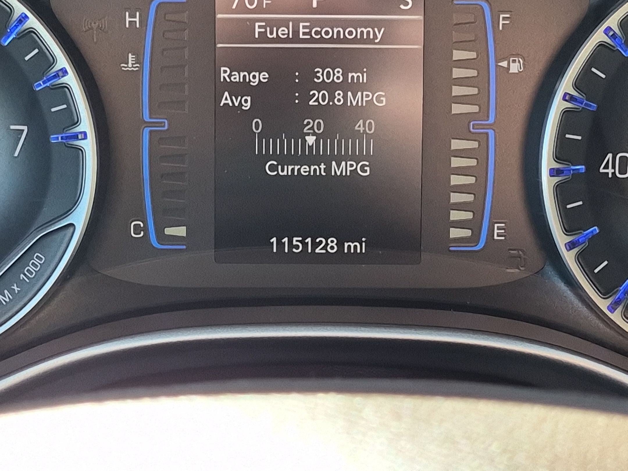 Used 2017 Chrysler Pacifica Touring FWD image 23