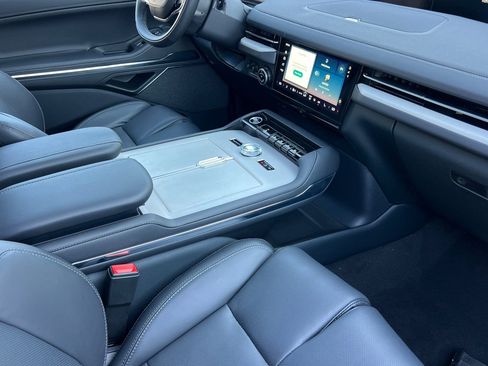 New 2026 Lincoln Navigator Reserve w/ Jet Appearance Package image 15