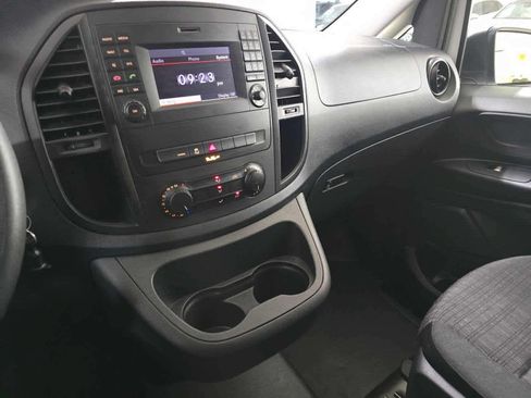 Used 2020 Mercedes-Benz Metris image 78