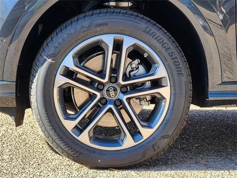 New 2025 Audi Q5 2.0T Premium image 10