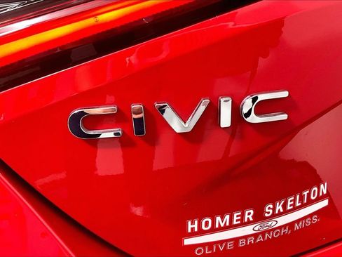 Used 2023 Honda Civic Sport image 14