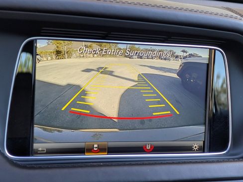 Used 2017 Mercedes-Benz E 550 Cabriolet image 26