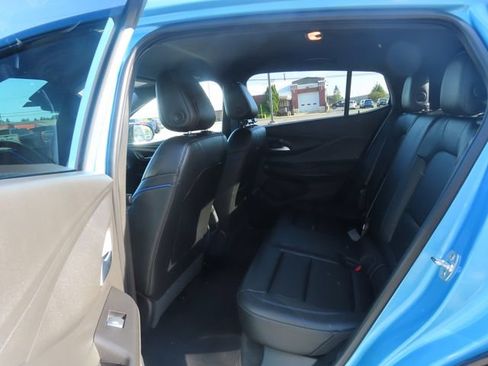 Used 2025 Buick Envista Sport Touring w/ Convenience I Package FWD image 20