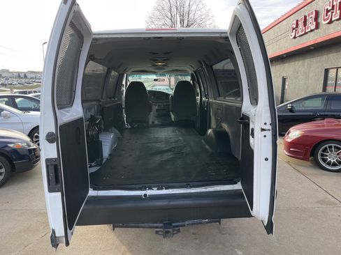 Used 2008 Ford E-350 and Econoline 350 XL image 9