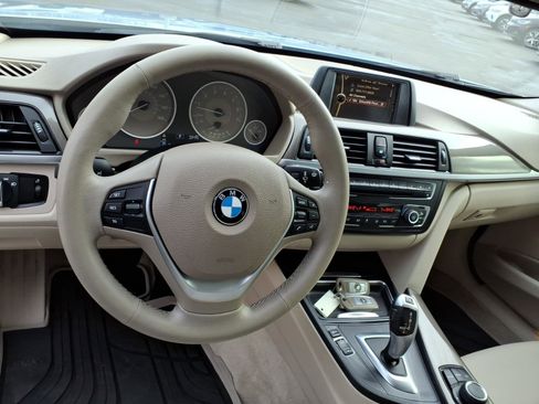 Used 2013 BMW 328i xDrive Sedan image 10