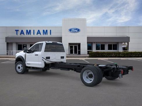 New 2026 Ford F550 2WD Regular Cab Super Duty image 4