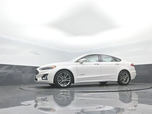 Certified 2019 Ford Fusion Titanium image 30